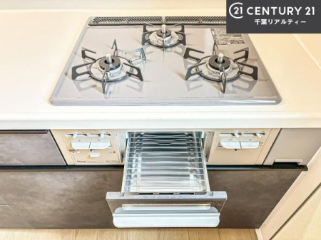 �L�b�`�� �R�����͎O������̂ł������̓����i�s���ł��܂��B
�������O�����t���ł��B�����X�y�[�X���L�X���Ă���׍�Ƃ����₷���I�g�����肪�ǂ��V�X�e���L�b�`���ł��I