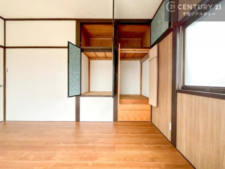 �q������ ���[�X�y�[�X����������m�ۂ���Ă��邽�߁A���������w�p�i���T�b�ƕЕt���A���ł��X�b�L���B
�Y��ȋ�Ԃ��ۂĂ܂��I