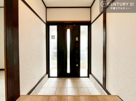 ���� ���ċA���Ă��Ă��A�������܁I�����������Ȃ�A�D�����}������Ă�����ԂɂȂ��Ă��܂��B
���邭��������錺�ւł��I