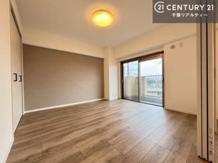 �m�� �o���R�j�[�ɖʂ��Ă���m���ł��B���邭�����肪����A���C����������ł��܂��I���N���āA�O�ɏo�Ĕw�L�т����[�ċz�����ǂ������}������邱�Ƃ��ł��܂��B