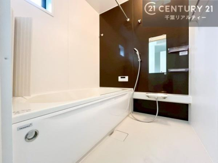 ���� �������������l�̕��͋C�̃o�X���[���́A�����o�Ă��ăo�X�^�C�����[���I
���d���撣���Ă��邲�J���ɂ��D�݂̓����̓����܂����āA�y����ł݂Ă͂������ł��傤���H