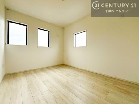 �q������ 2�ʍ̌����m�ۂ������邢�����́A���ʂ����ǂ��A���邭��ϋ��S�n�̗ǂ���ԂƂȂ��Ă���܂��B�����b�N�X���ĉ߂�����S�n�̗ǂ��������ł��I���̖ڊo�߂��X�b�L�����܂��ˁI