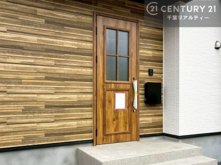 ���� ���ċA���Ă��Ă��A�������܁I�����������Ȃ�A�D�����}������Ă�����ԂɂȂ��Ă��܂��B
���邭��������錺�ւł��I