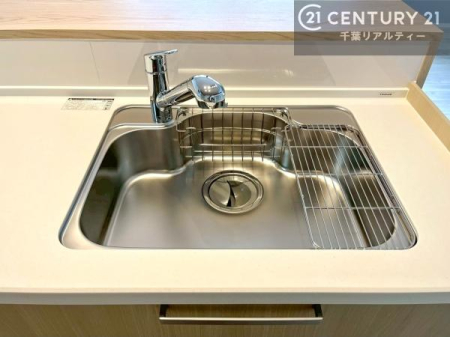 �L�b�`�� ���C�h�ȃV���N�ł��ˁI�������˂ɂ������������₷���Ǝ����y�X�d�l�̃V�X�e���L�b�`���ł��I
�f�U�C�����Ƌ@�\�������˂��L�b�`���Ő�����������܂��ˁI