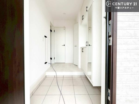 ���� ���ċA���Ă��Ă��A�������܁I�����������Ȃ�A�D�����}������Ă�����ԂɂȂ��Ă��܂��B
���邭��������錺�ւł��I