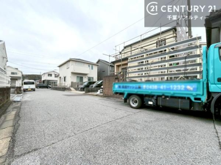 �O�ʓ��H�܂ތ��n�ʐ^ ���ӊ���A���q�l�̂���]�ɍ������������ꏏ�ɂ��ē���v���܂��B�Z��[���A�h�o�C�U�[�ɂ�邲���k������܂��B���Ђ͂��₢���킹�ɑ��Ή����܂��I���҂������܂���I