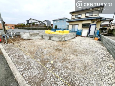 ���ԏ� ���ԃX�y�[�X��3�䕪����܂��I�Z�J���h�J�[�͂������A�o�C�N�⎩�]�ԂȂǂ��u���ꏊ�ɍ���܂���B