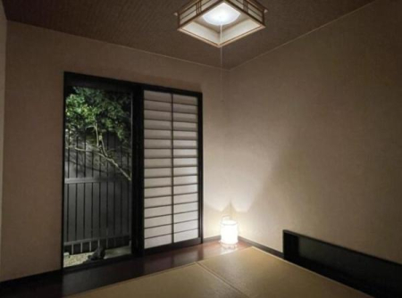 �a�� �^�^�~�̍��肪���炬��^����A�����b�N�X��ԁB�����傫���J�����̂���a���ƂȂ��Ă���܂��B���{�l�̐S������u�a�v�̋�ԁB�䑐�̍���Y����Ԃ͖����̂ЂƎ������o���Ă���܂��I