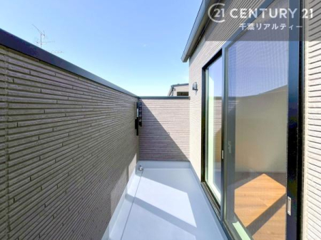 �o���R�j�[ �z������ǍD�ȃo���R�j�[�ł��I���ꂽ���ɂ͐�������n����J���I�Ȏ��Ԃ��y���߂܂��B