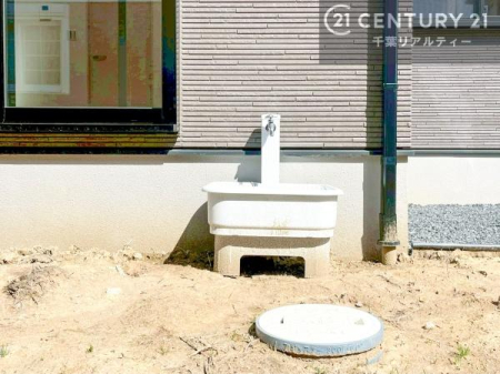 ���̑� �O�������t���Ă��܂��I�ď�͂��q�l�Ɛ��V�т�������A�K�[�f�j���O�ɂ����p�ł��܂��B