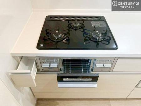 ���d�l�ʐ^(�L�b�`���j �R�����͎O������̂ł������̓����i�s���ł��܂��B
�������O�����t���ł��B�����X�y�[�X���L�X���Ă���׍�Ƃ����₷���I�g�����肪�ǂ��V�X�e���L�b�`���ł��I