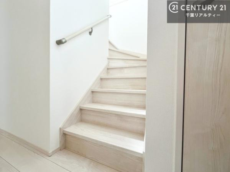 �����\�z�}(����) �K�i�͖��邭�萠������Ă��܂��B���q�l�₲�N�z�̕������S���Ă����p�����܂��ˁI