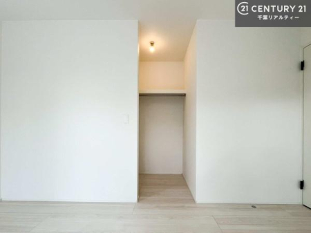 ���[ �E�H�[�N�C���N���[�[�b�g�t���ł��B��������̂��m���Ȃǂ����[���Ă��������ł��ˁI���ɂ���@�������ȂǋG�ߕ��̑傫�ȉƓd�����[�ł��܂��I