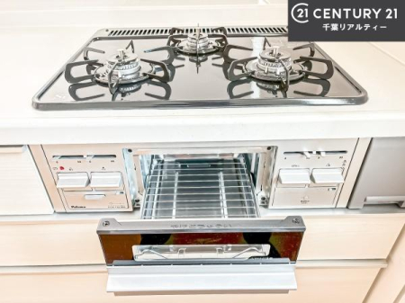 �L�b�`�� �R�����͎O������̂ł������̓����i�s���ł��܂��B
�������O�����t���ł��B�����X�y�[�X���L�X���Ă���׍�Ƃ����₷���I�g�����肪�ǂ��V�X�e���L�b�`���ł��I