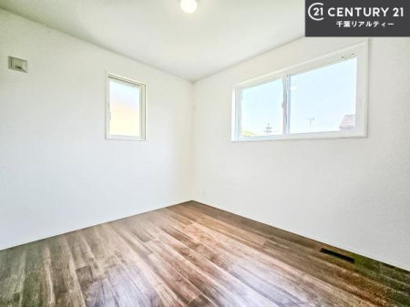 �q������ �|���o�������Ȃ��������́A���q�l�̂������Ƃ��Ă����S�ł��I
���[�X�y�[�X���[�����Ă���̂ŎU�炩�������������T�b�ƕЕt�����܂��I