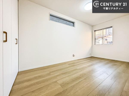 ���r���O�ȊO�̋��� ���[�X�y�[�X�����Ă��܂��I�������X�b�L�����ڂ��鎖���ł��܂��ˁB
�Ƌ��I�΂Ȃ��V���v���ȃf�U�C���ׁ̈A�Ƌ��I�΂����C�ɓ���̋�ԍ�肪�ł������ł��ˁB