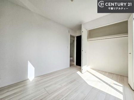 �Q�� ���[�͂̂���m���ł��B����������������L�X�Ǝg���ċC�������ǂ��ł��I
�L���C�Ȗ��邢�������ŉ߂����̂́A�X�ɂ̂�т�������ł��܂��ˁI