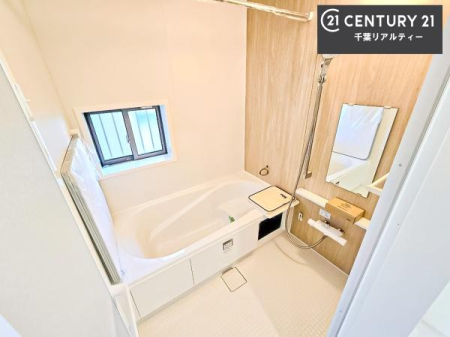 ���� �������������l�̕��͋C�̃o�X���[���́A�����o�Ă��ăo�X�^�C�����[���I
���d���撣���Ă��邲�J���ɂ��D�݂̓����̓����܂����āA�y����ł݂Ă͂������ł��傤���H