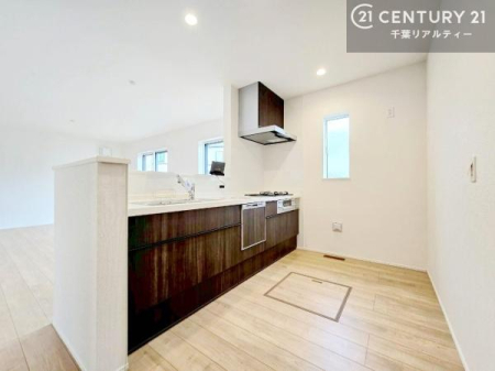 �L�b�`�� ���[�X�y�[�X���L�x�ŁA�����X�y�[�X���X�b�L���ƕЕt���Ђ�`�����p�ł��܂��I
���K�ɍ�Ƃ��ł��܂��I�����̗���������܂��I