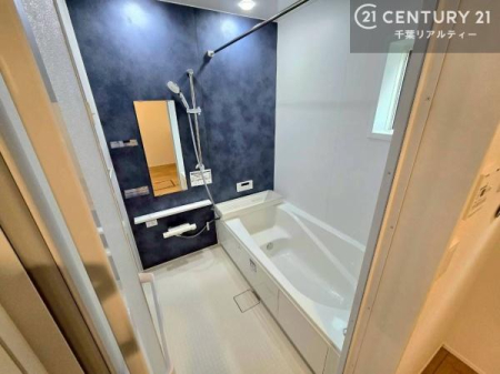 ���� 1���̔�����������Ɩ����Ă���闁���ł��B
�������̑f�G�ȃ����N�[�[�V�����ꏊ�ł��I