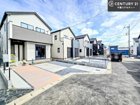 �O�ʓ��H�܂ތ��n�ʐ^ �O�ʓ��H��6���I�z����ǍD�ȗ��n�ł��B
�Ԍɓ��ꂪ���ȕ������S�ł��ˁB