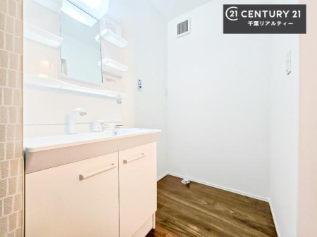 ���ʑ�E���ʏ� �g�Ȃ�𐮂�����ʏ��́A���������厖�ł��I������̐������̂��镵�͋C�����o�I�C�����悭���g�����������܂��B