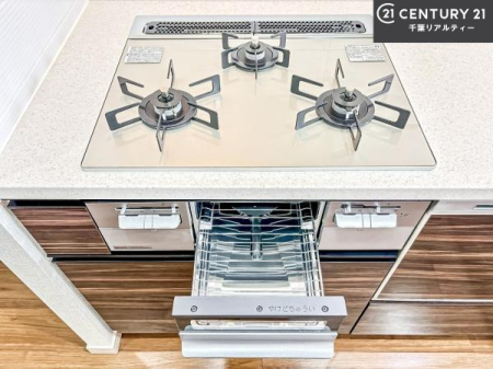 �L�b�`�� �R�����͎O������̂ł������̓����i�s���ł��܂��B
�������O�����t���ł��B�����X�y�[�X���L�X���Ă���׍�Ƃ����₷���I�g�����肪�ǂ��V�X�e���L�b�`���ł��I