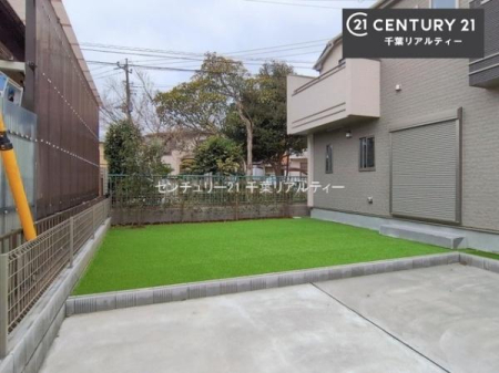 �� ����ɂ́A�O�������t���Ă��܂��I�K�[�f�j���O��ď�͂��q�l�̐��V�т��y���߂܂��I
