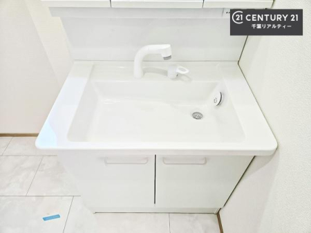 ���ʑ�E���ʏ� �[�����ʑ�{�E���́A�������˂ɂ����̂ł�����ꂪ�y�X�I���������ۂĂ܂��I
�L���C�Ȑ��ʏ��Ŏ��������̃��`�x�[�V�������オ��܂��ˁI