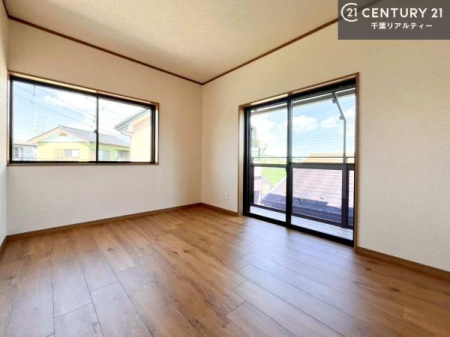 �m�� �o���R�j�[�ɖʂ��Ă���m���ł��B���邭�����肪����A���C����������ł��܂��I���N���āA�O�ɏo�Ĕw�L�т����[�ċz�����ǂ������}������邱�Ƃ��o�������ł��ˁI