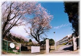 ���ӊ� �y���w�Z�z��t�s���Ŗ����w�Z�F1354m