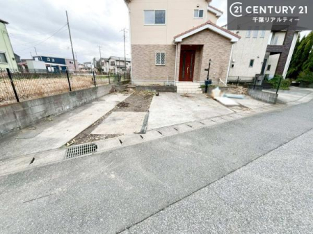 ���ԏ� ���ԃX�y�[�X��3�䕪����܂��I�Z�J���h�J�[�͂������A�o�C�N�⎩�]�ԂȂǂ��u���ꏊ�ɍ���܂���B