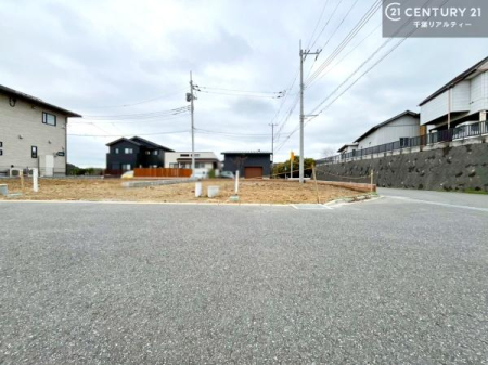 �O�ʓ��H�܂ތ��n�ʐ^ ���邭�J���I�Ȋp�n�ł�������ґ�Ȃ��Z�܂������܂��񂩁B