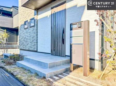 ���̑����n �����T���̂������E���v�]�E������ȂǁA���Ȃ�ƕ��ЃX�^�b�t�܂ł��\���t�����������I�s���Y�Ɋւ��邱�ƂȂ�A�ǂ̂悤�Ȃ��Ƃł����S���ӑΉ������Ē����܂��B
