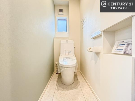 �g�C�� 1�E2�K�Ƀg�C�����������܂��I���̖Z�������ԑт��҂����ɂ��݂����ł��ˁB������Ƃ����������̂���g�C���ł�����ꂪ���₷���ł��I