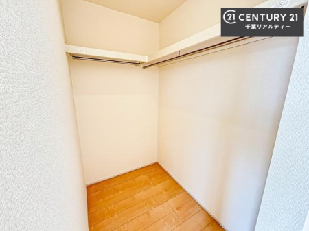 ���[ �E�H�[�N�C���N���[�[�b�g�t���ł��B��������̂��m���Ȃǂ����[���Ă��������ł��ˁI���ɂ���@�������ȂǋG�ߕ��̑傫�ȉƓd�����[�ł��܂��I