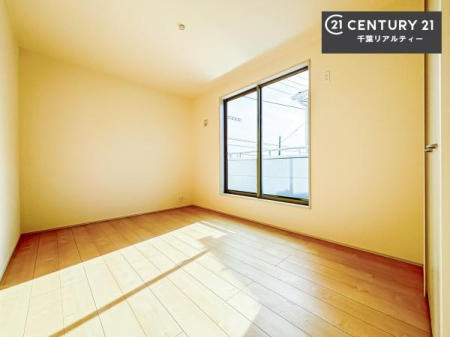 �Q�� �o���R�j�[�ɖʂ��Ă���m���ł��B���邭�����肪����A���C����������ł��܂��I���N���āA�O�ɏo�Ĕw�L�т����[�ċz�����ǂ������}������邱�Ƃ��ł��܂��B