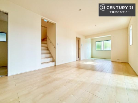 ���r���O �����Ƒ��Ɗ炪���킹���郊�r���O�C���K�i�I�R�~���j�P�[�V�������Ƃ�₷���̂Ŋ��C���ӂ��k�c�j�����o���邱�Ƃ��ł��܂��I