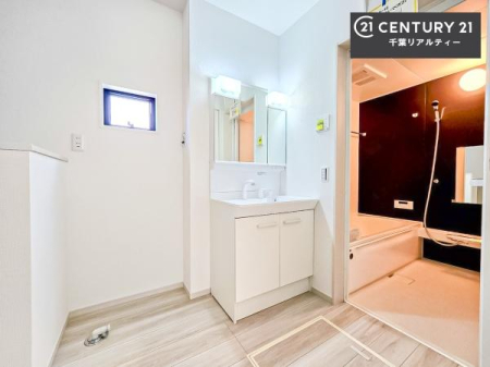 ���ʑ�E���ʏ� �g�Ȃ�𐮂�����ʏ��́A���������厖�ł��I������̐������̂��镵�͋C�����o�I�C�����悭���g�����������܂��B