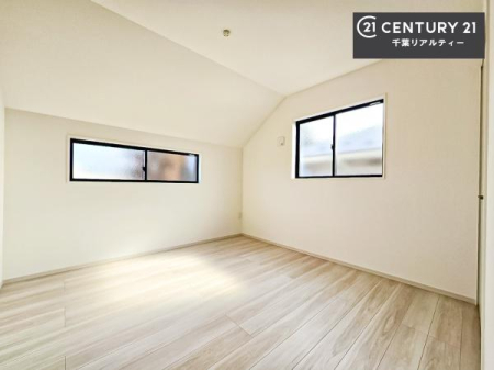 �m�� 2�ʍ̌����m�ۂ������邢�����́A���ʂ����ǂ��A���邭��ϋ��S�n�̗ǂ���ԂƂȂ��Ă���܂��B�����b�N�X���ĉ߂�����S�n�̗ǂ��������ł��I