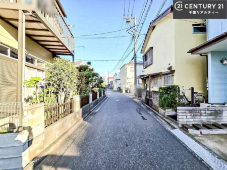 �O�ʓ��H�܂ތ��n�ʐ^ ���ӊ���A���q�l�̂���]�ɍ������������ꏏ�ɂ��ē���v���܂��B�Z��[���A�h�o�C�U�[�ɂ�邲���k������܂��B���Ђ͂��₢���킹�ɑ��Ή����܂��I���҂������܂���I