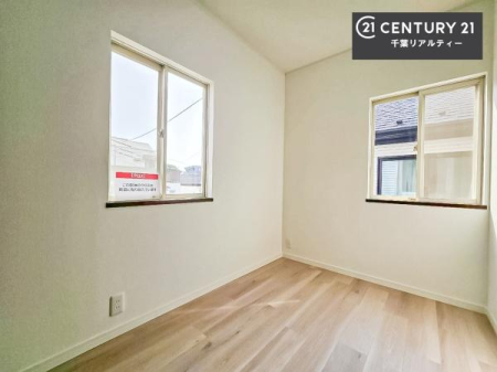 ���r���O�ȊO�̋��� �T�[�r�X���[���i�[�ˁj�͎��[�͂������A�q��������Q���A�F�X�Ɨp�r���ʂɗ��p�ł��܂��ˁB
���[�͂������Ղ�Ȃ̂ŁA�L�X�C�����悭�߂������Ƃ��ł��܂��B