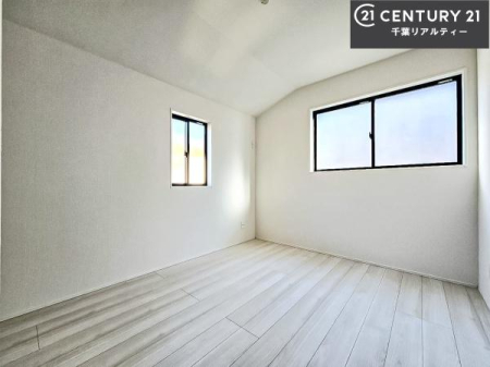 �q������ �|���o�������Ȃ��������́A���q�l�̂������Ƃ��Ă����S�ł��I
���[�X�y�[�X���[�����Ă���̂ŎU�炩�������������T�b�ƕЕt�����܂��I