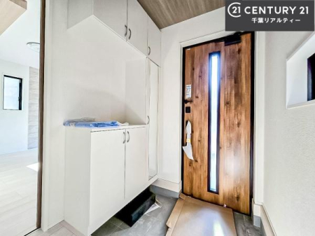 ���� ���ċA���Ă��Ă��A�������܁I�����������Ȃ�A�D�����}������Ă�����ԂɂȂ��Ă��܂��B
���邭��������錺�ւł��I