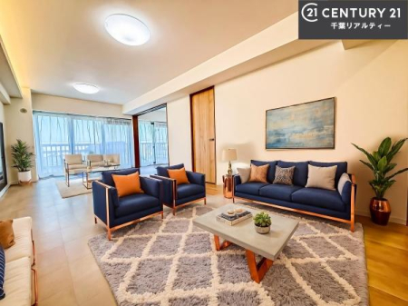 ���r���O �C���[�W�p�[�X�ɂ�CG�̉Ƌ�z�u����Ă��܂����A���ۂ̕����͋�̏�Ԃł̂��ē��ƂȂ�܂��B�Ƌ�̔z�u��X�^�C���͍w����̂��D�݂ɍ��킹�Ď��R�ɕύX�ł��܂��B