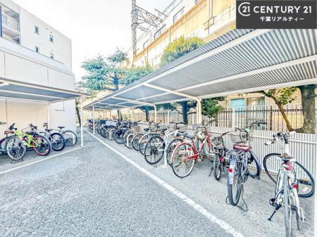 ���̑����p�� ���p�����E���֏�ł��B
���]�Ԃ�����΍s���͈͂��L���肨�o�����ɕ֗��ł��I�󂫏󋵂Ɋւ��Ă͂��C�y�ɂ��₢���킹��������