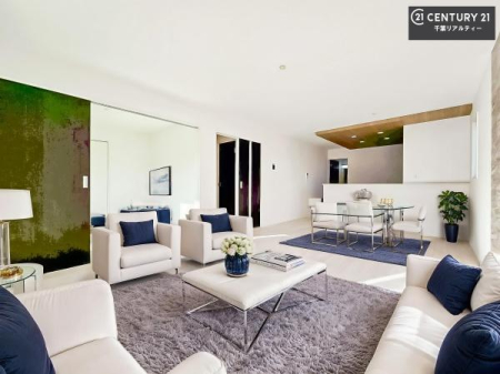 ���r���O ��؂ȉƑ����W�܂邩�炱��LDK�ɂ͂�����肽���B
�q�����������C�ɏ΂��Ȃ��瑖�����Ă���p�����������u�L���Ƃɂ��ėǂ������v�Ǝv���u�Ԃł��B