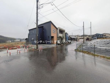 �O�ʓ��H�܂ތ��n�ʐ^ ���ӊ���A���q�l�̂���]�ɍ������������ꏏ�ɂ��ē���v���܂��B�Z��[���A�h�o�C�U�[�ɂ�邲���k������܂��B���Ђ͂��₢���킹�ɑ��Ή����܂��I���҂������܂���I