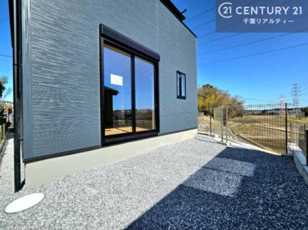 �� �z������ǍD�Ȃ���ł��I���ꂽ���ɂ͐�������n����J���I�Ȏ��Ԃ��y���߂܂��B
�K�[�f�j���O��ƒ�؉����y���߂܂��I