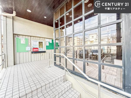 �G���g�����X ��؂Ȃ��q�l�����o�}������G���g�����X�B�z��������ǂ��S�n�̗ǂ���Ԃł��B